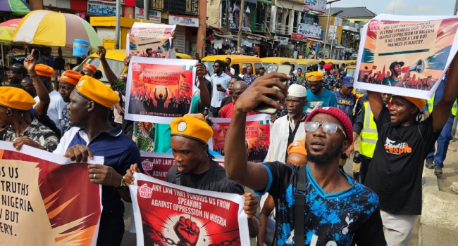 Protesters on April 7