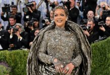 Rihanna 2 met gala te 260504 22cbf8