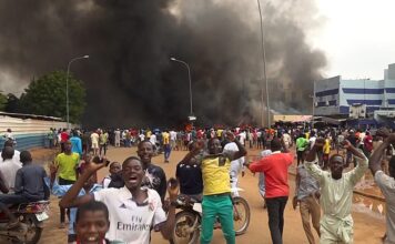 Gunfire Erupts Near Niger’s Capital Airport Months After Deadly Jihadist Attack 900x506 cmsv2 82d3340e 4ce7 51a7 860f a4e51a2734ce