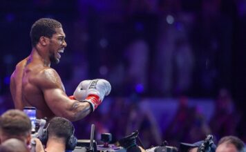 SAUDI BOXING HEAVY JOSHUA PRENGA